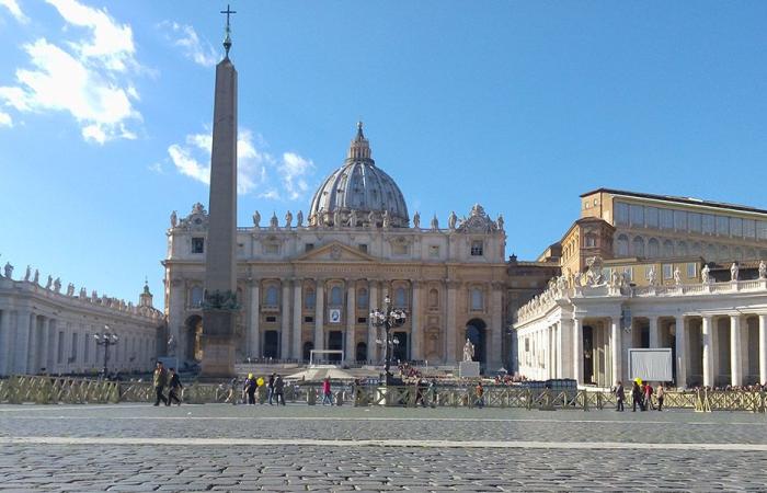 لقاء تموز في الفاتيكان… من سيلتقي البابا فرنسيس؟