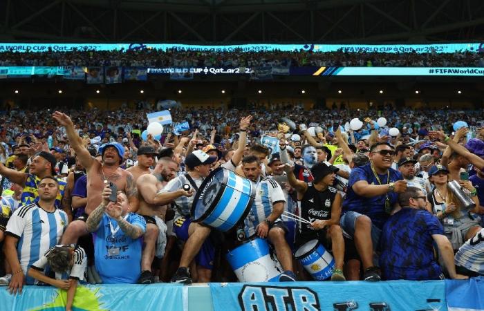 زوجات لاعبي الأرجنتين يقطعن وعداً بحال الفوز في كأس العالم