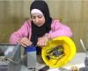 فلسطين | شابة من غزة تصنع "قبعة ذكية" من إعادة تدوير مخلفات أدوات كهربائية